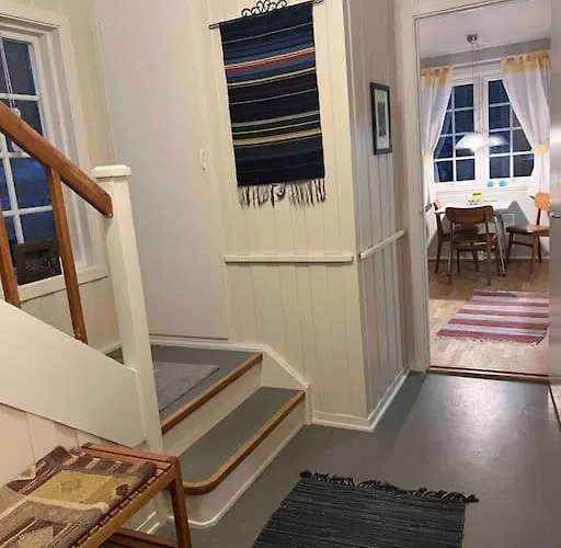 Kleiva 8 Skorovas Feriehus *